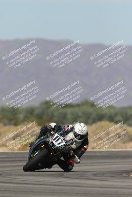 media/Oct-13-2025-Moto Forza (Mon) [[a66d839500]]/2-A Group/Session 3 (Turn 16)/